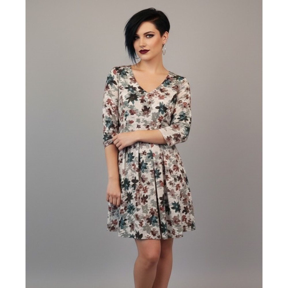 JACK‎ BY BB DAKOTA 4 Watercolor Dress Fit & Flare V Neck 3/4 Sleeve Cutout Back